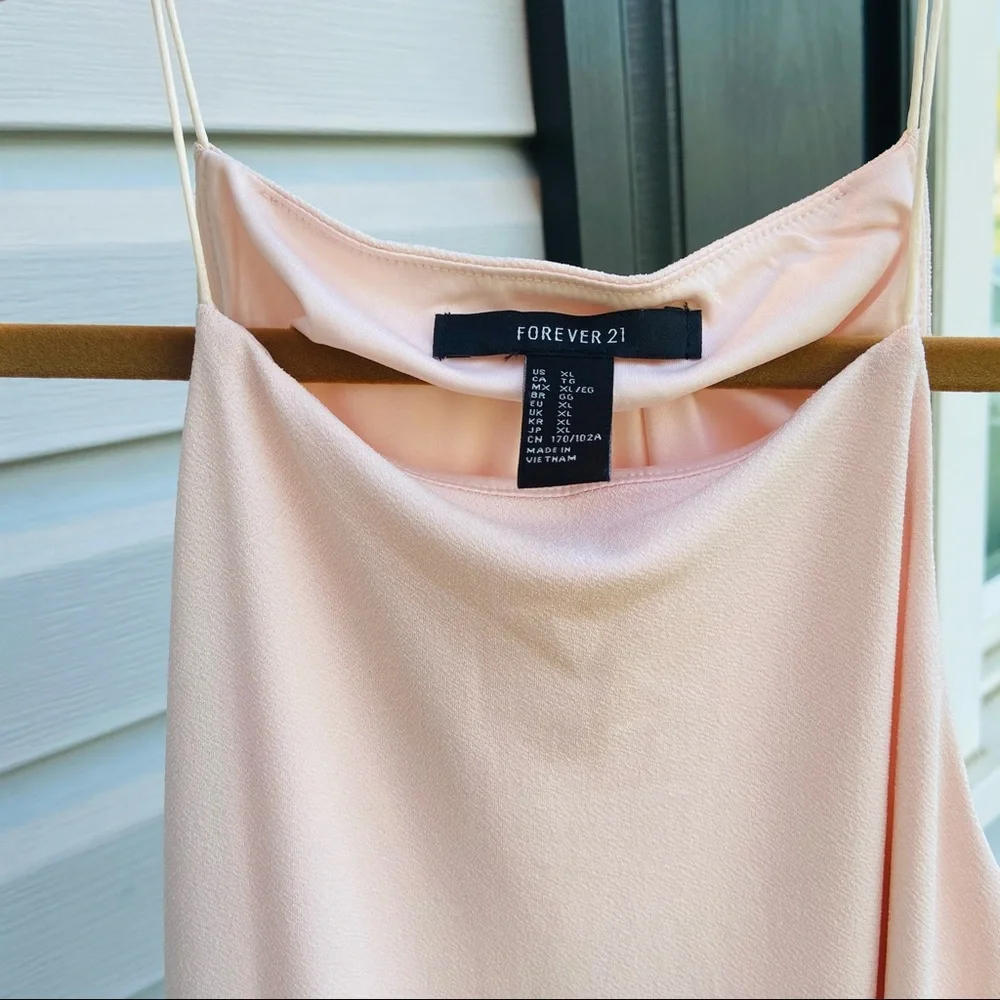 F21 DRESS ✨STUNNING✨ Light Pink Sleeveless - Picture 7 of 12